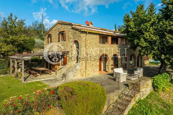 casale in vendita a Castelfranco Piandiscò in zona Castelfranco di Sopra