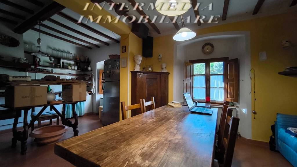 appartamento in vendita a Castelfranco Piandiscò