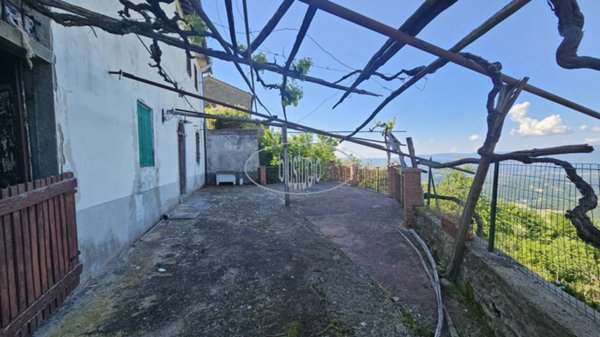 casa indipendente in vendita a Castelfranco Piandiscò in zona Pulicciano