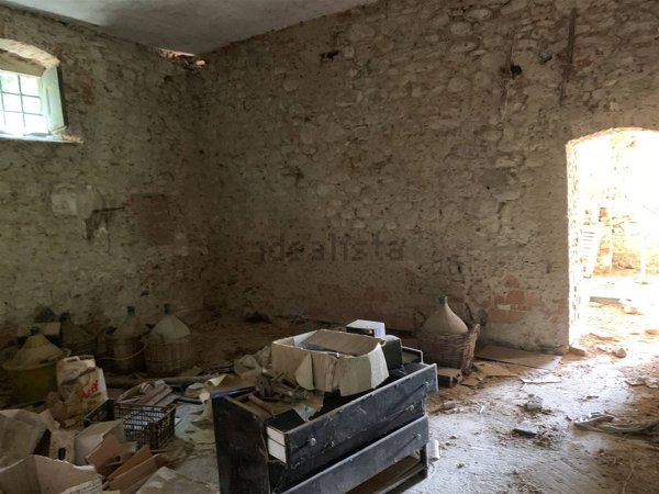 casale in vendita a Castelfranco Piandiscò in zona Castelfranco di Sopra