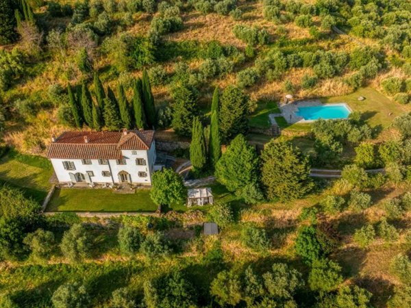 casa indipendente a Castelfranco Piandiscò in zona Castelfranco di Sopra