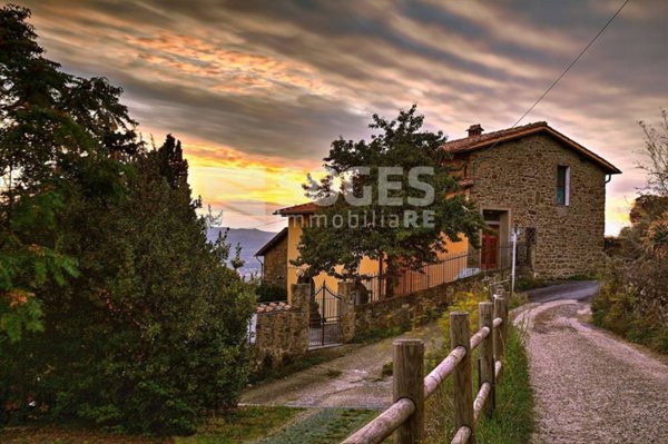 casa indipendente in vendita a Castelfranco Piandiscò