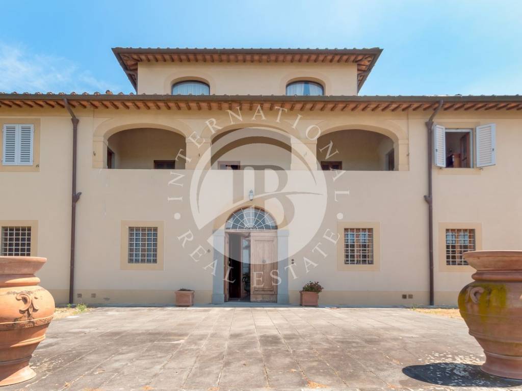 casa indipendente a Castelfranco Piandiscò in zona Castelfranco di Sopra