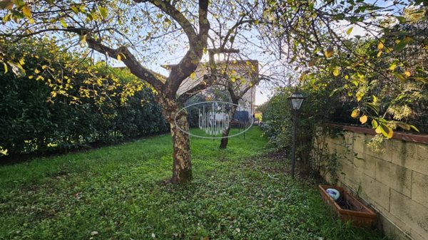 casa indipendente in vendita a Castelfranco Piandiscò