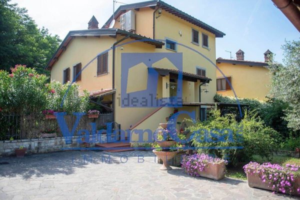 appartamento in vendita a Castelfranco Piandiscò