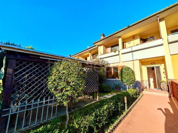 casa indipendente in vendita a Castelfranco Piandiscò in zona Vaggio