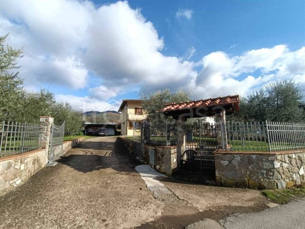 appartamento in vendita a Castelfranco Piandiscò in zona Pian di Sco