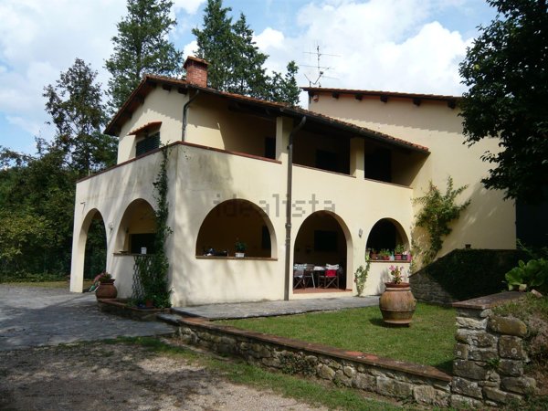 casa indipendente a Castelfranco Piandiscò in zona Castelfranco di Sopra