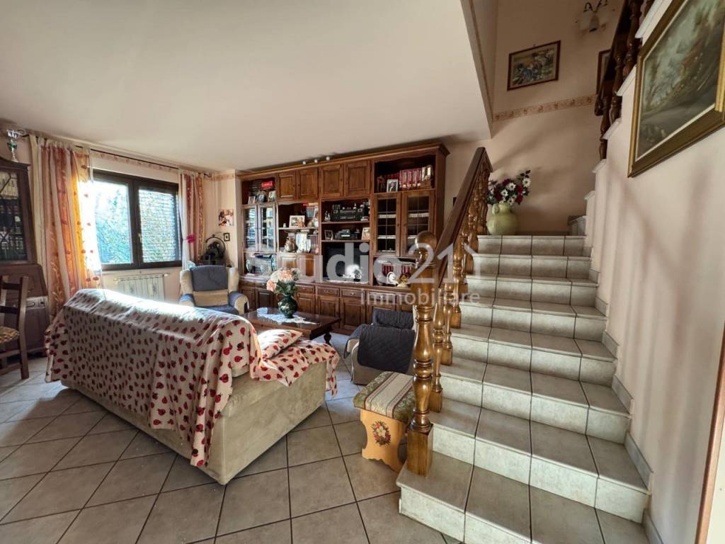 casa indipendente in vendita a Castelfranco Piandiscò in zona Vaggio