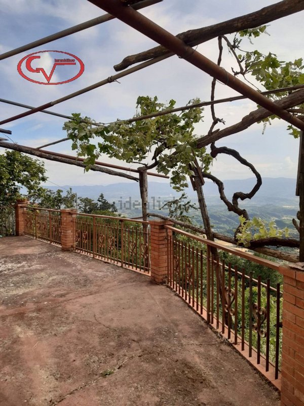 casa indipendente in vendita a Castelfranco Piandiscò