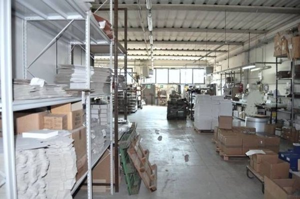 capannone in vendita a Castelfranco Piandiscò