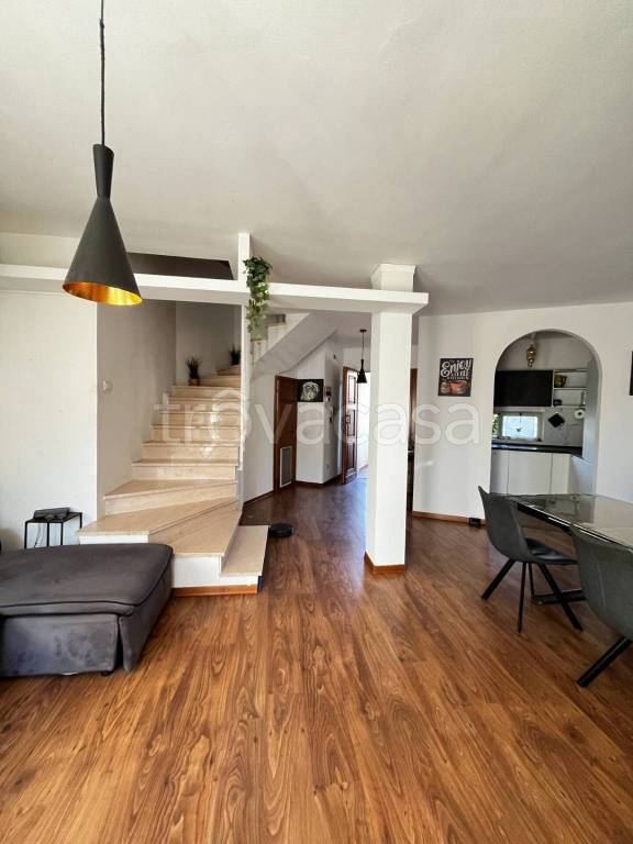 appartamento in vendita a Castelfranco Piandiscò