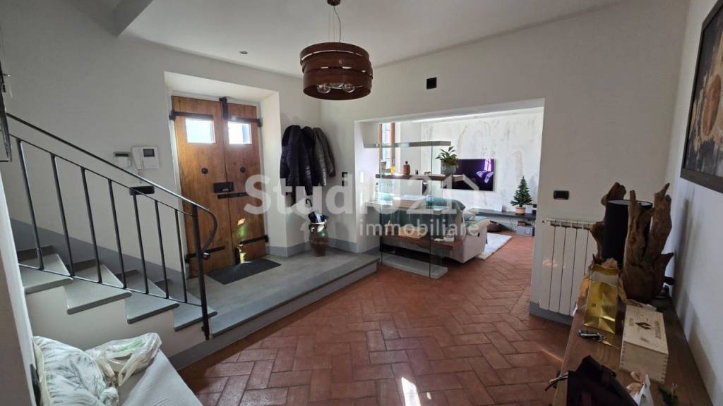 casa indipendente in vendita a Castelfranco Piandiscò