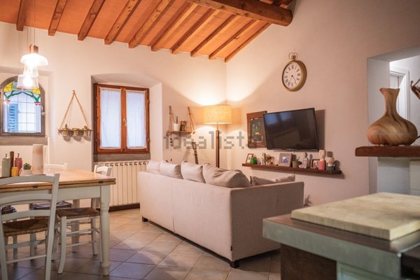 appartamento in vendita a Castelfranco Piandiscò in zona Castelfranco di Sopra