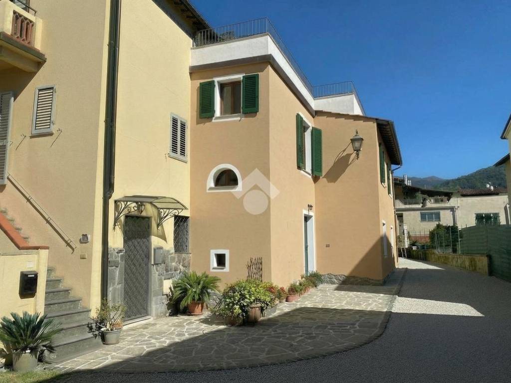 appartamento in vendita a Castelfranco Piandiscò in zona Pian di Sco