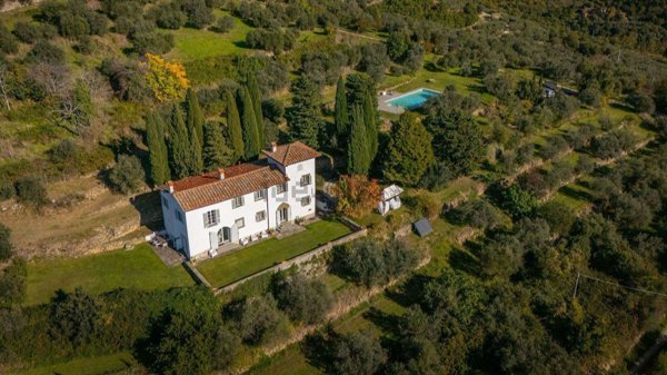 casa indipendente in vendita a Castelfranco Piandiscò