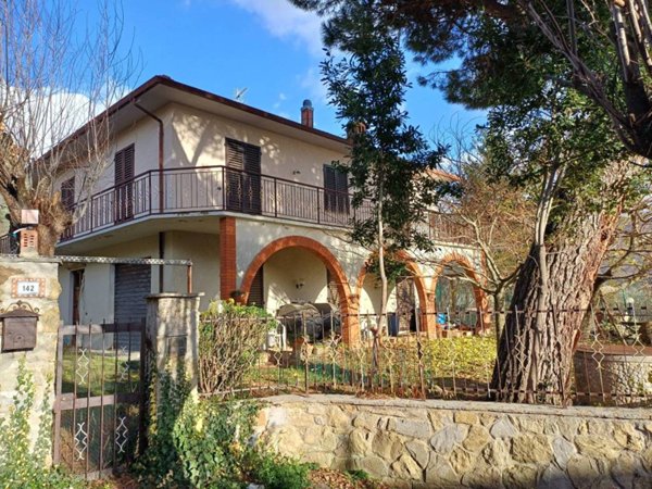 casa indipendente in vendita a Castelfranco Piandiscò in zona Pian di Sco