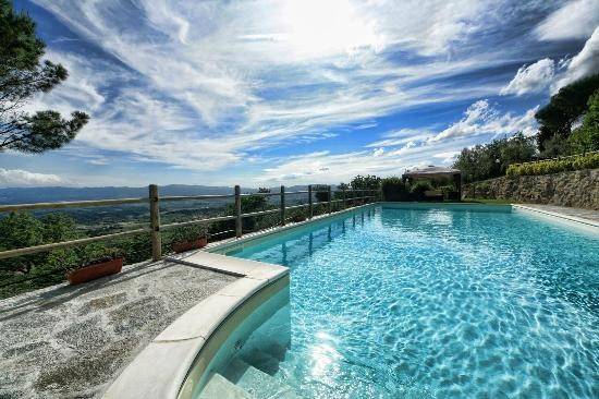 casa indipendente a Castelfranco Piandiscò in zona Castelfranco di Sopra