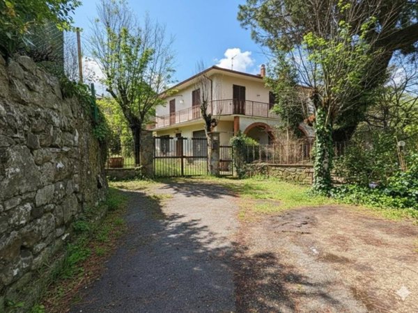 casa indipendente in vendita a Castelfranco Piandiscò