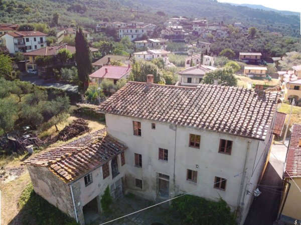 casa indipendente in vendita a Castelfranco Piandiscò
