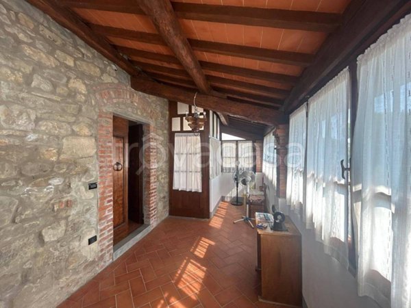 casa indipendente in vendita a Castelfranco Piandiscò