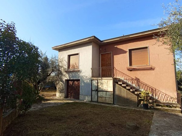 casa indipendente a Castelfranco Piandiscò in zona Castelfranco di Sopra