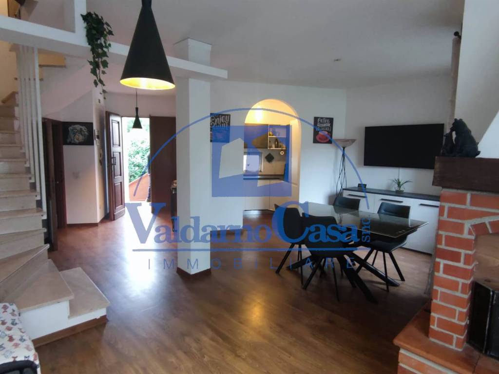 casa indipendente in vendita a Castelfranco Piandiscò in zona Pian di Sco