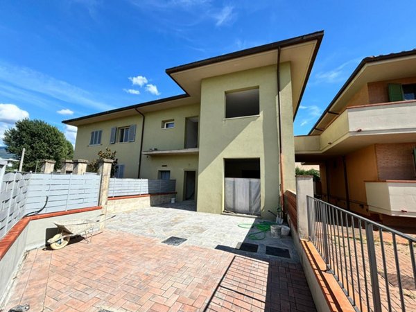 appartamento in vendita a Castelfranco Piandiscò in zona Castelfranco di Sopra
