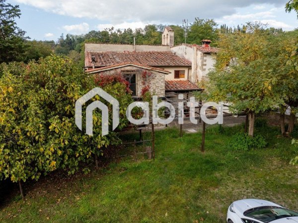 casa semindipendente in vendita a Castelfranco Piandiscò