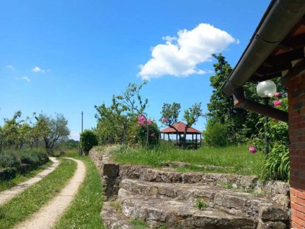 casa indipendente in vendita a Castelfranco Piandiscò