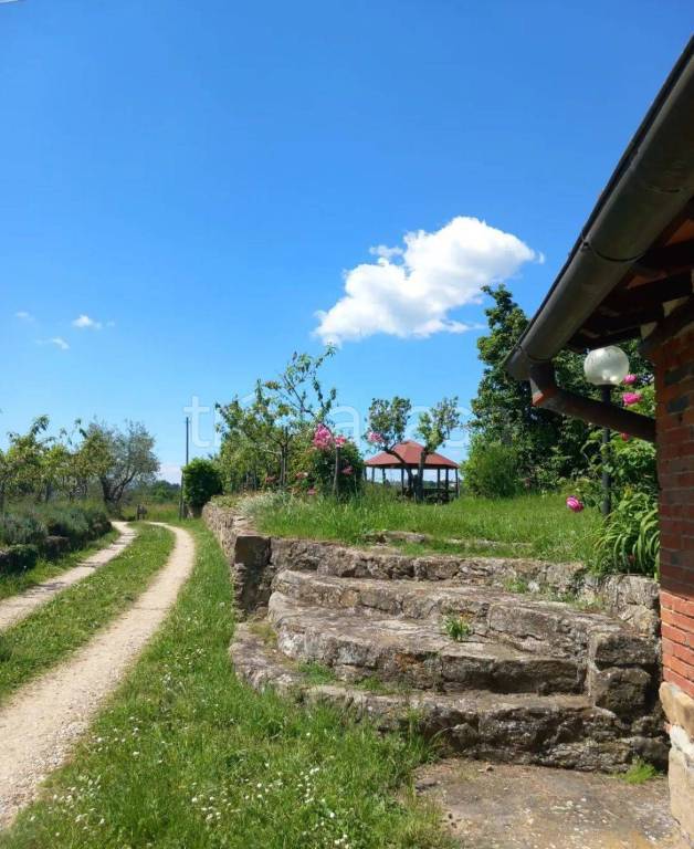 casa indipendente a Castelfranco Piandiscò in zona Castelfranco di Sopra