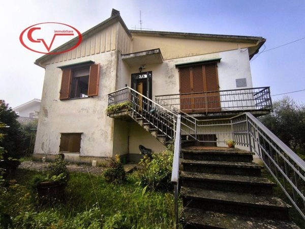 casa indipendente in vendita a Castelfranco Piandiscò in zona Pian di Sco