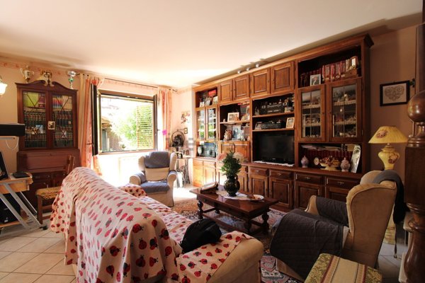 casa indipendente in vendita a Castelfranco Piandiscò in zona Vaggio