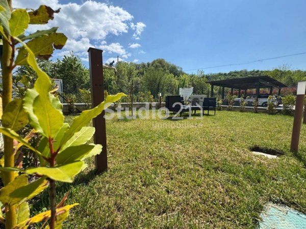 casa indipendente in vendita a Castelfranco Piandiscò in zona Faella