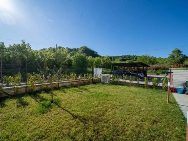 appartamento in vendita a Castelfranco Piandiscò in zona Faella