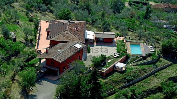 casale in vendita a Castelfranco Piandiscò