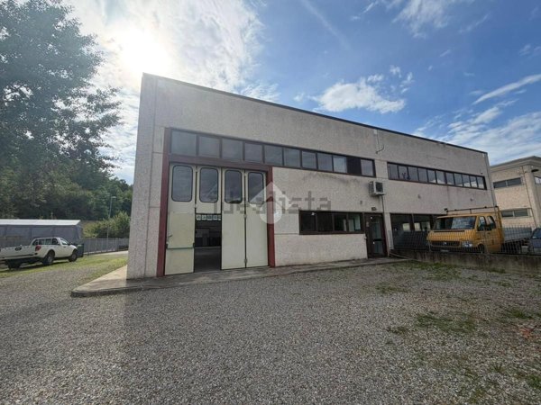 capannone in vendita a Castelfranco Piandiscò