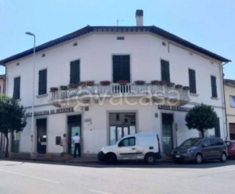 negozio in vendita a Castelfranco Piandiscò