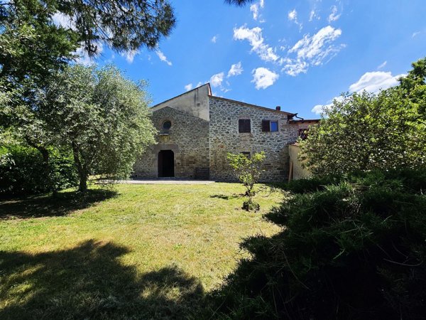 casale in vendita a Castelfranco Piandiscò in zona Pian di Sco