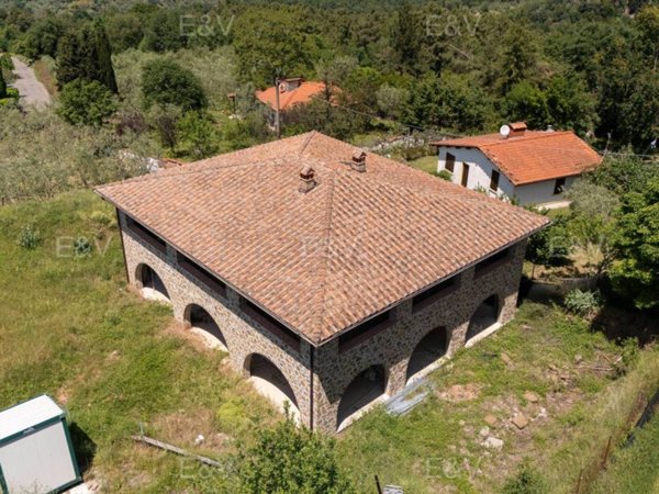 casa indipendente a Castelfranco Piandiscò in zona Castelfranco di Sopra