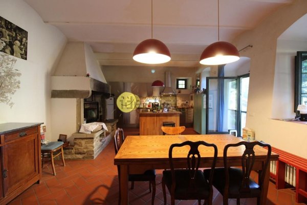 casale in vendita a Castelfranco Piandiscò in zona Pian di Sco