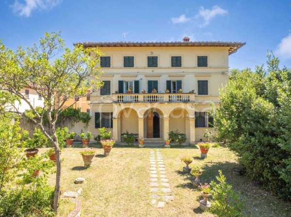 casa indipendente a Castelfranco Piandiscò in zona Castelfranco di Sopra