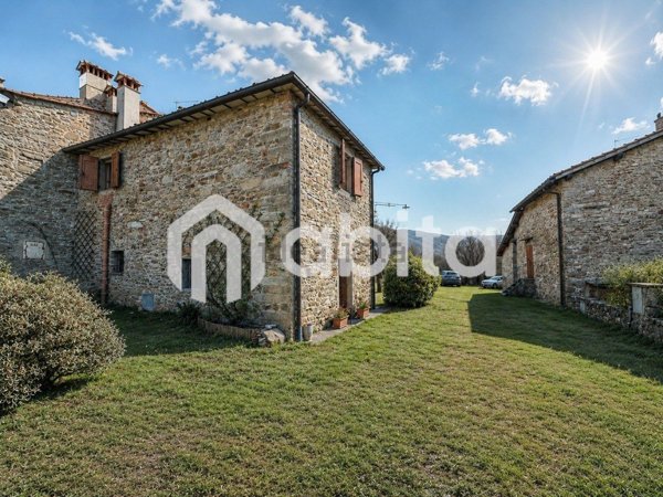 appartamento in vendita a Castelfranco Piandiscò in zona Pulicciano
