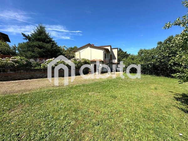 casa indipendente a Castelfranco Piandiscò in zona Castelfranco di Sopra