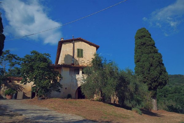 casale in vendita a Castelfranco Piandiscò in zona Pian di Sco