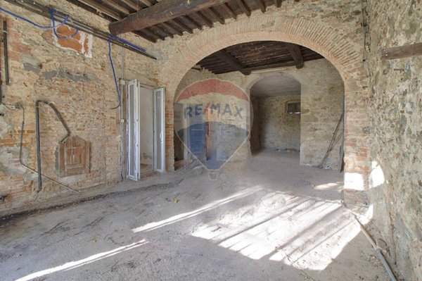casale in vendita a Castelfranco Piandiscò