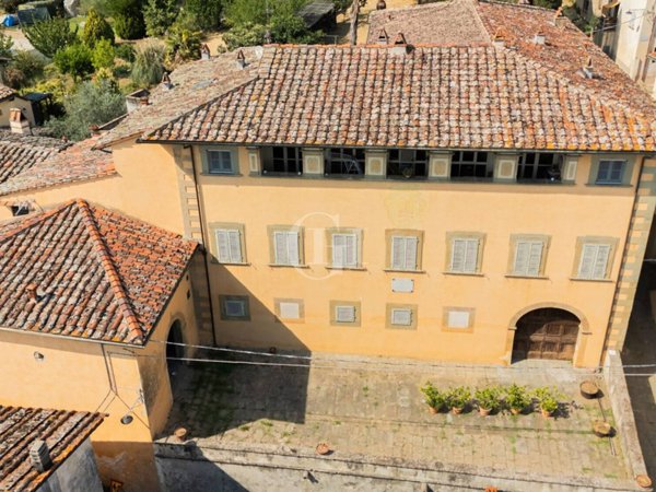 casa indipendente in vendita a Castelfranco Piandiscò in zona Pulicciano