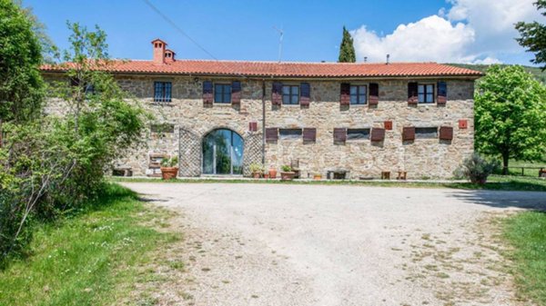 casa indipendente in vendita a Castelfranco Piandiscò