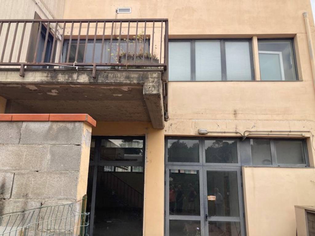 locale commerciale in vendita a Castelfranco Piandiscò
