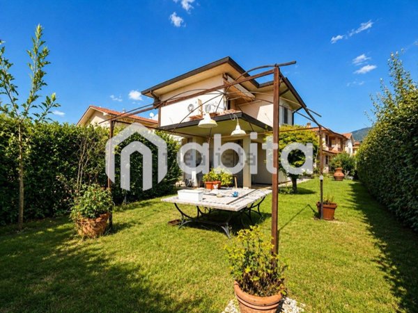 casa indipendente in vendita a Castelfranco Piandiscò in zona San Miniato